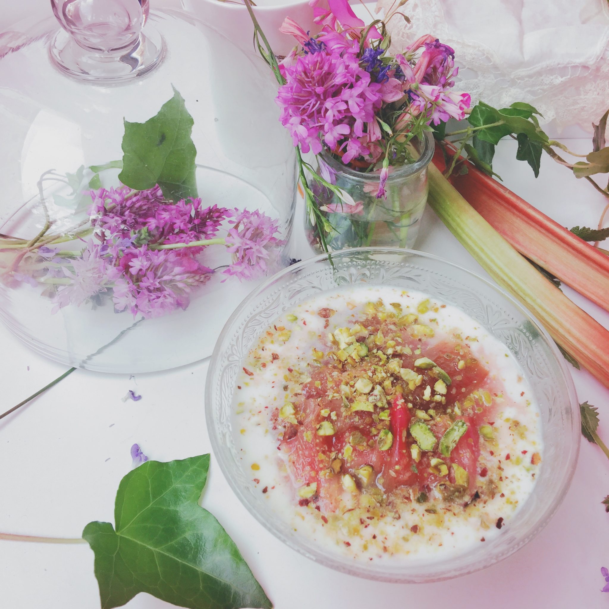 Compote de rhubarbe au gingembre L'étoile et le croissant